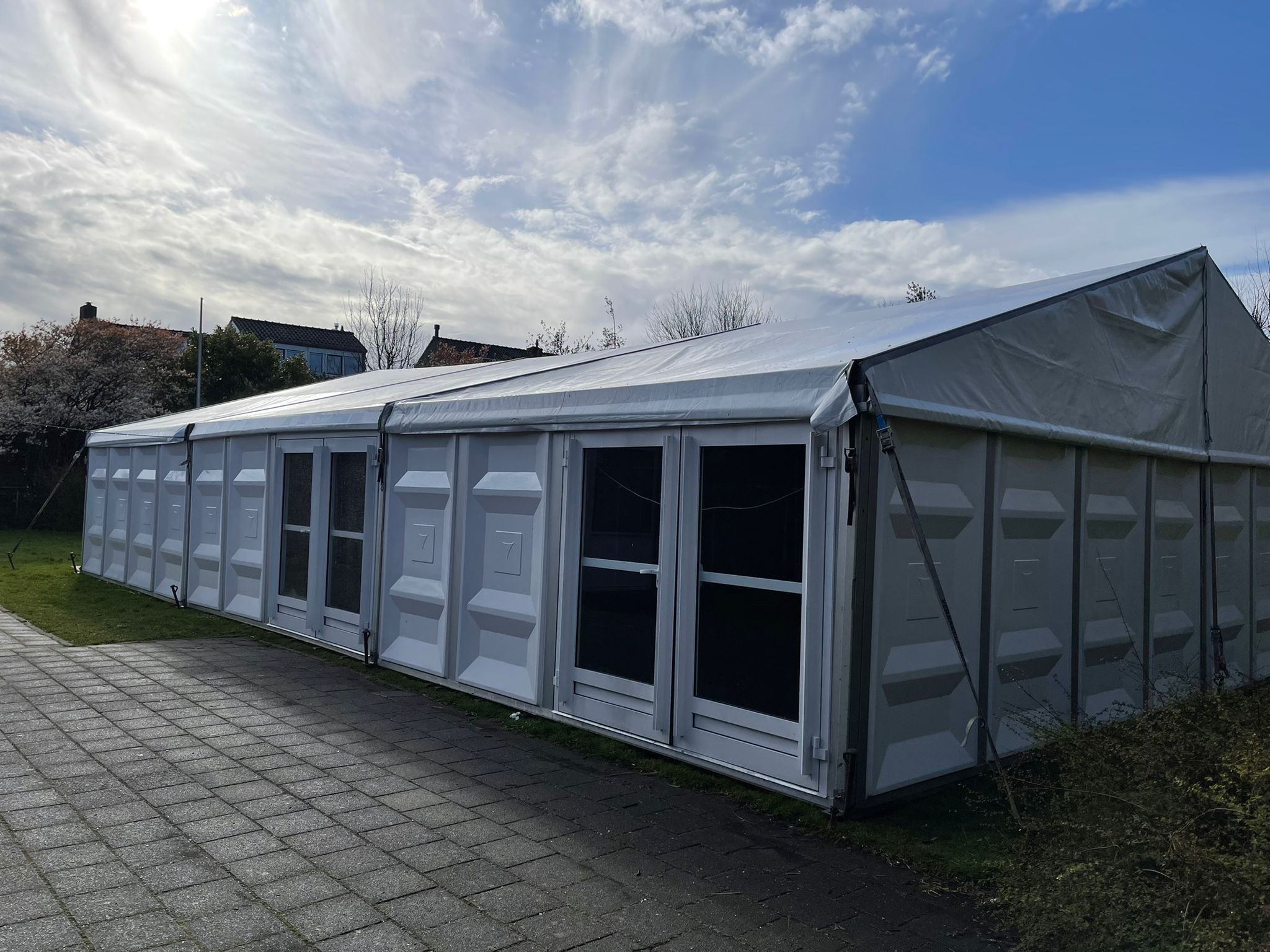 Alu-hal met harde vaste wanden Paartyverhuur